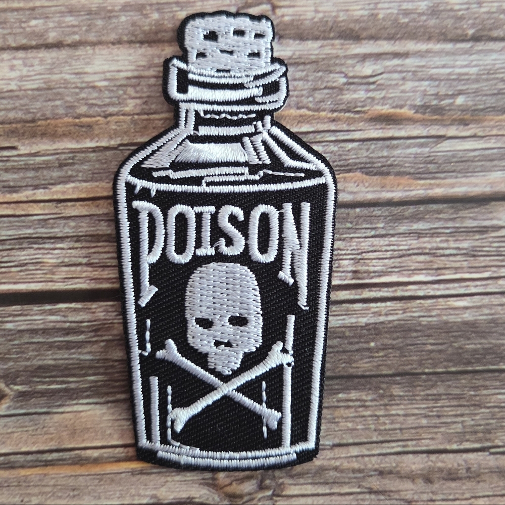 Skull Poison Bottle Y2k Gothic Halloween Witch Iron on Patch